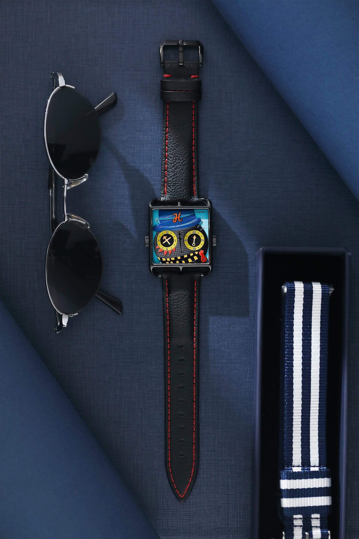 HappieWatch The Tiny Master Watch